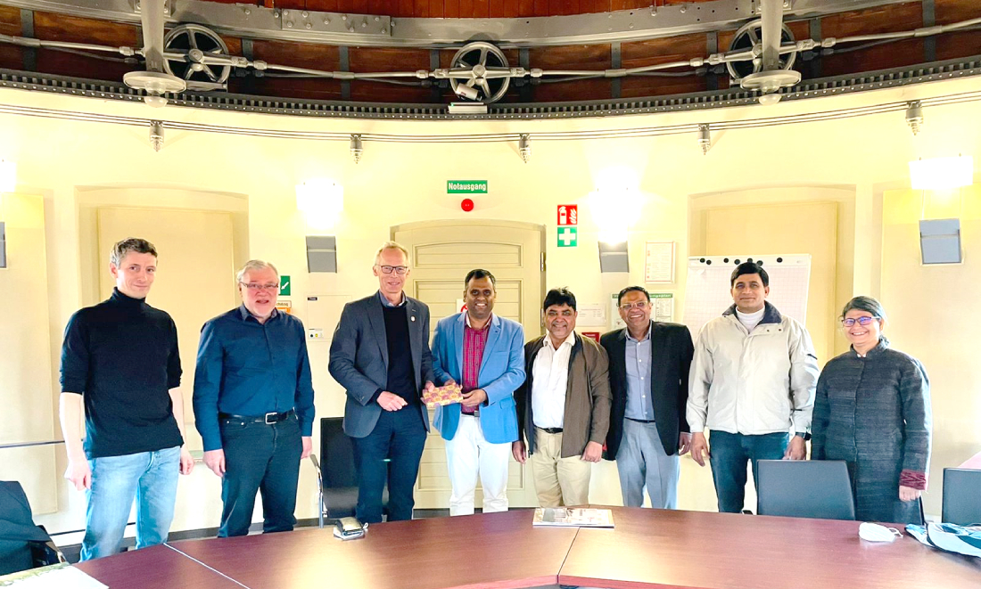 Delegation_in_Potsdam_2
